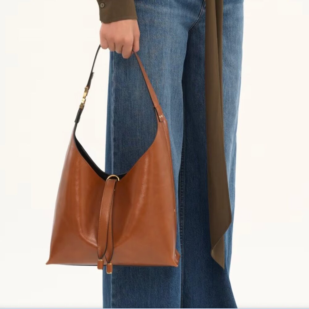 NWT Chloe Small Marcie hobo bag in shiny leather